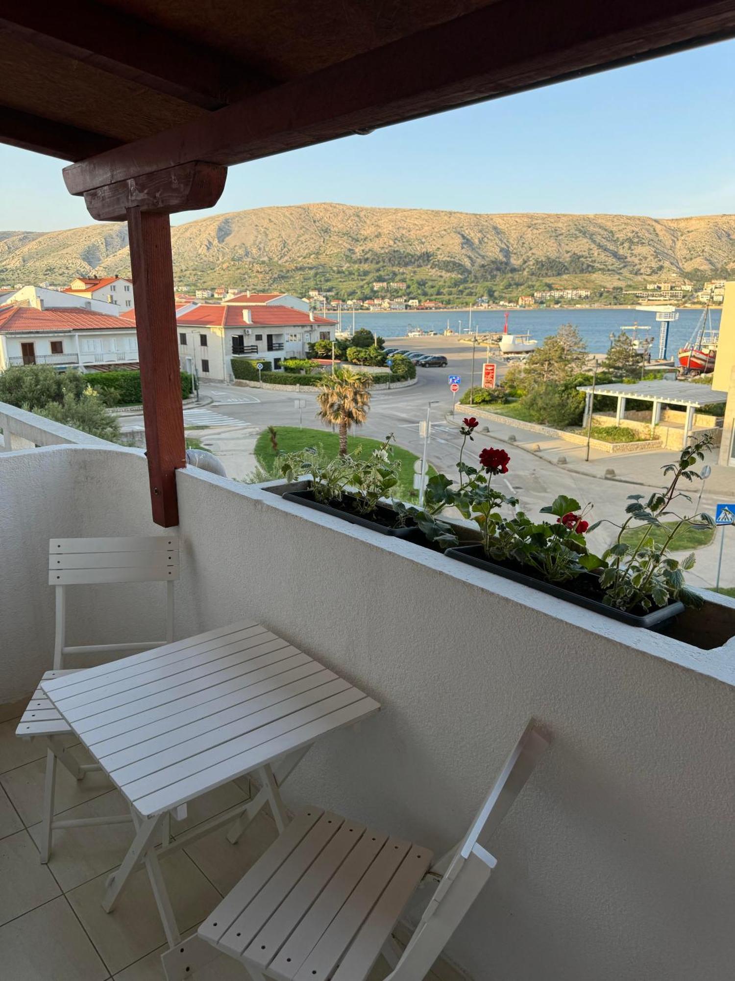 Pag Vero Apartments Паг Екстериор снимка