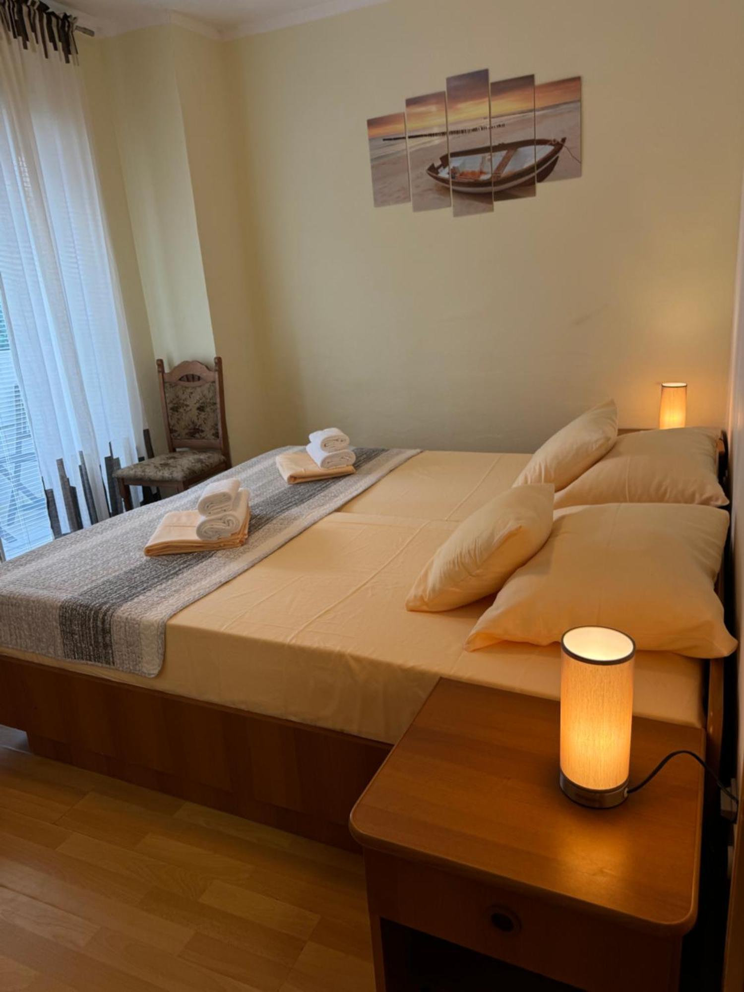 Pag Vero Apartments Паг Екстериор снимка